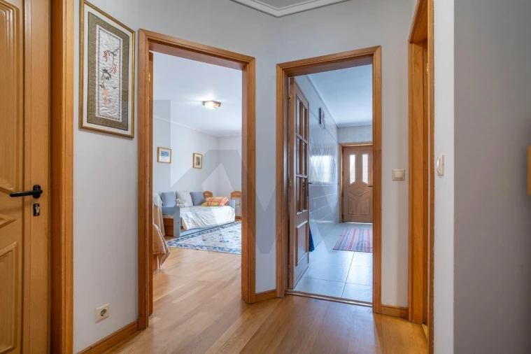 Moradia T4 para Venda em Gafanha da Nazaré Foto 11