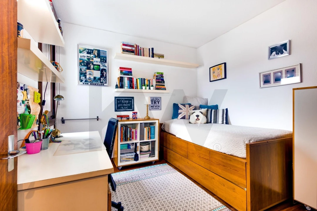 Apartamento T4 para Venda em Águas Livres Foto 23