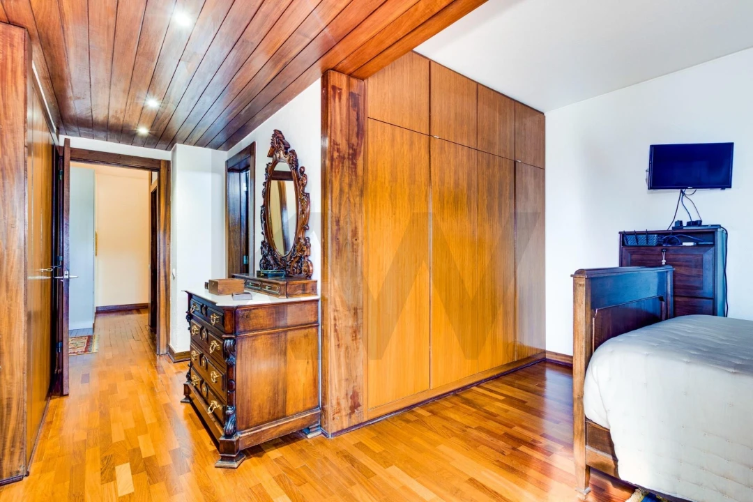 Apartamento T4 para Venda em Águas Livres Foto 31