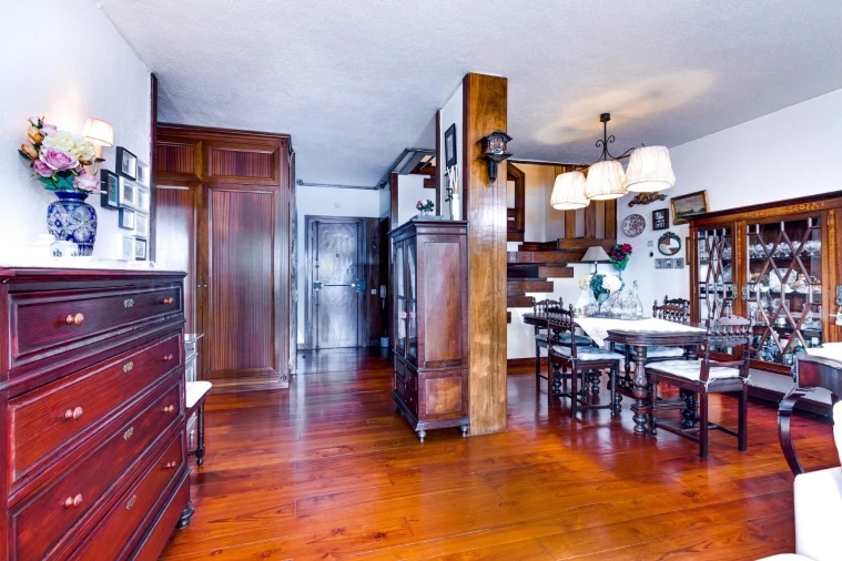 Apartamento T4 para Venda em Águas Livres Foto 9