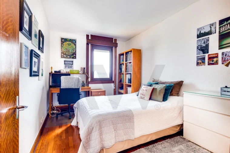 Apartamento T4 para Venda em Águas Livres Foto 26