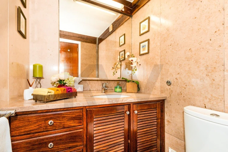 Apartamento T4 para Venda em Águas Livres Foto 17