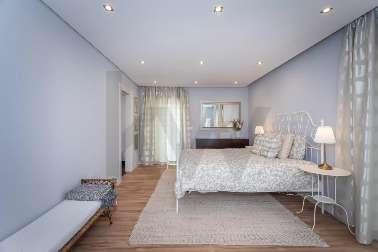 Moradia T4 para Venda em Algueirão-Mem Martins Foto 23