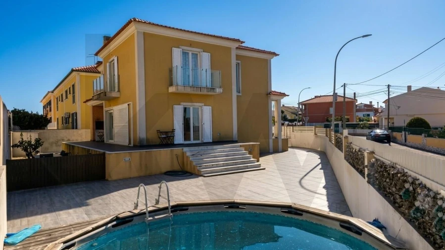 Moradia T4 para Venda em Algueirão-Mem Martins Foto 18