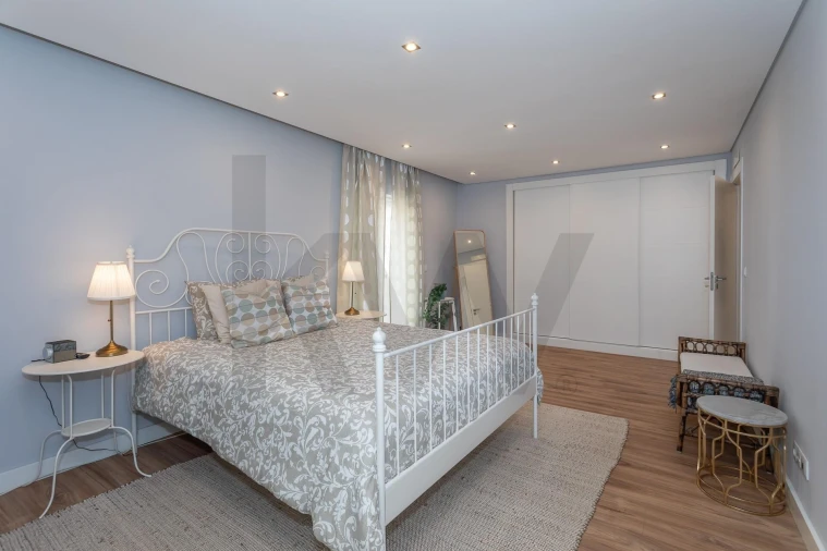 Moradia T4 para Venda em Algueirão-Mem Martins Foto 20