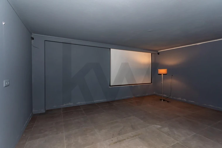 Moradia T4 para Venda em Algueirão-Mem Martins Foto 50