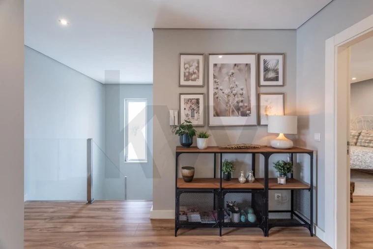 Moradia T4 para Venda em Algueirão-Mem Martins Foto 39