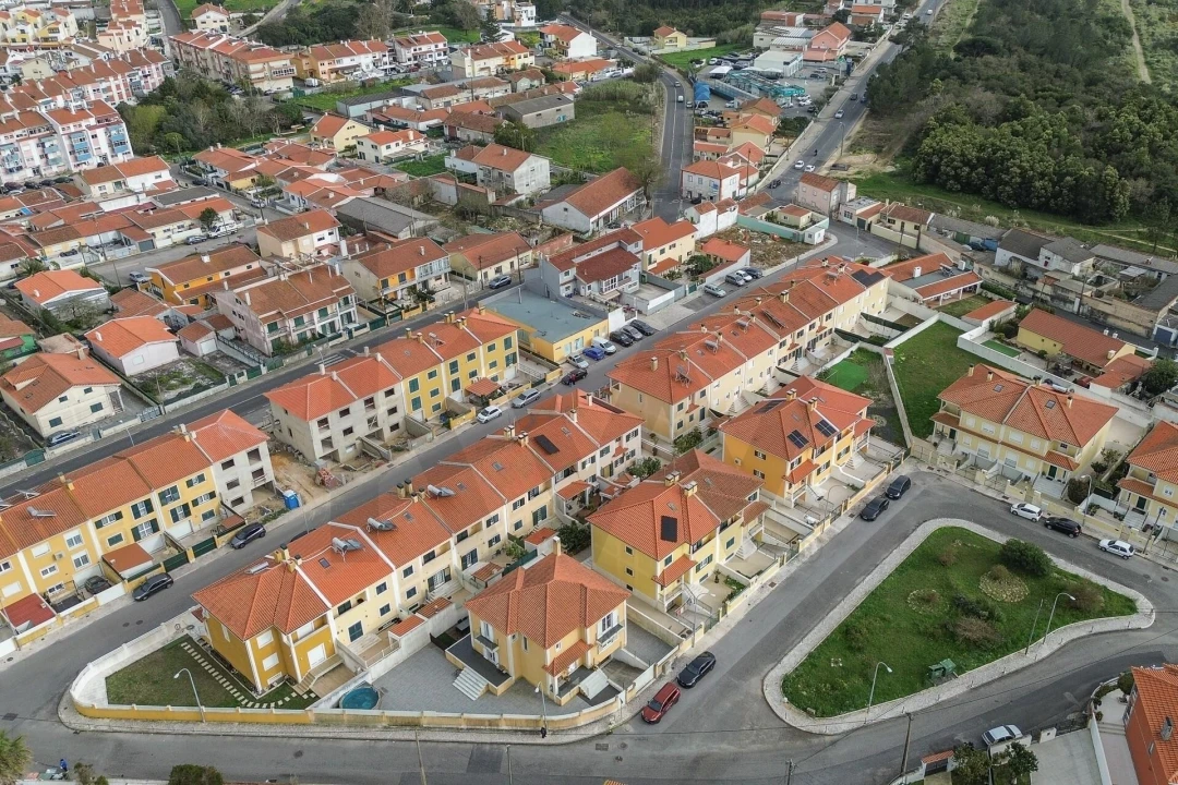 Moradia T4 para Venda em Algueirão-Mem Martins Foto 68