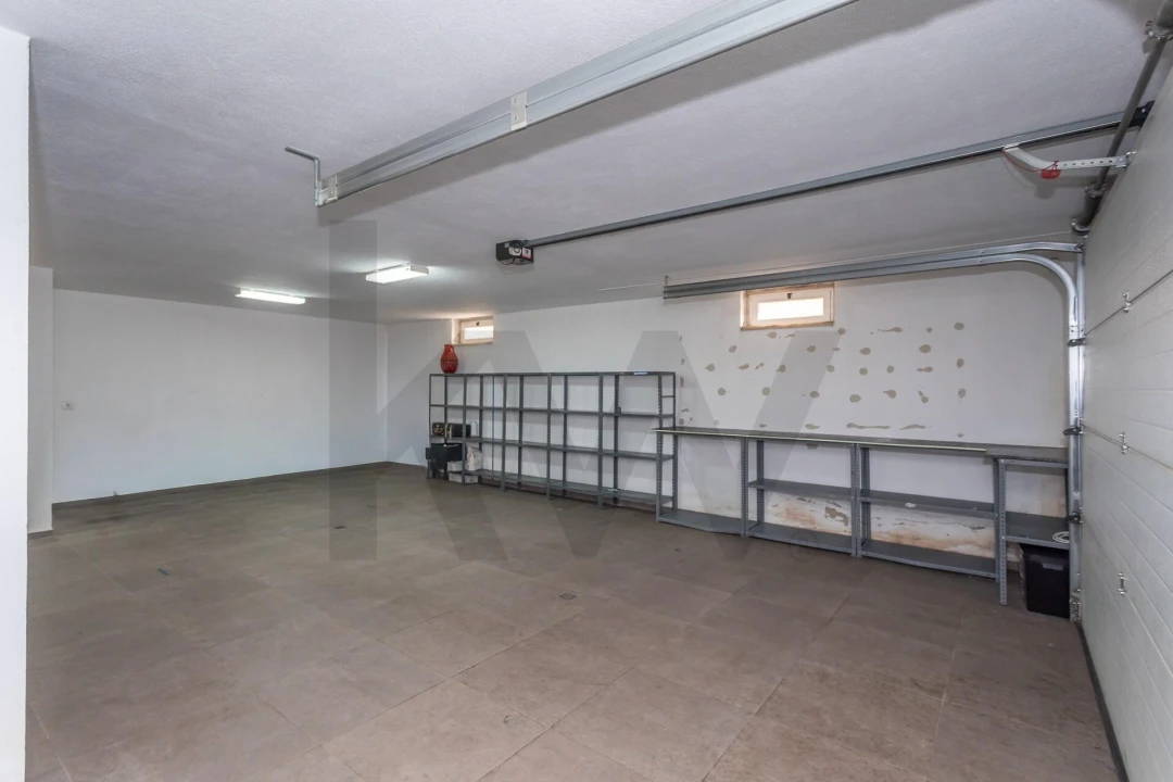 Moradia T4 para Venda em Algueirão-Mem Martins Foto 47