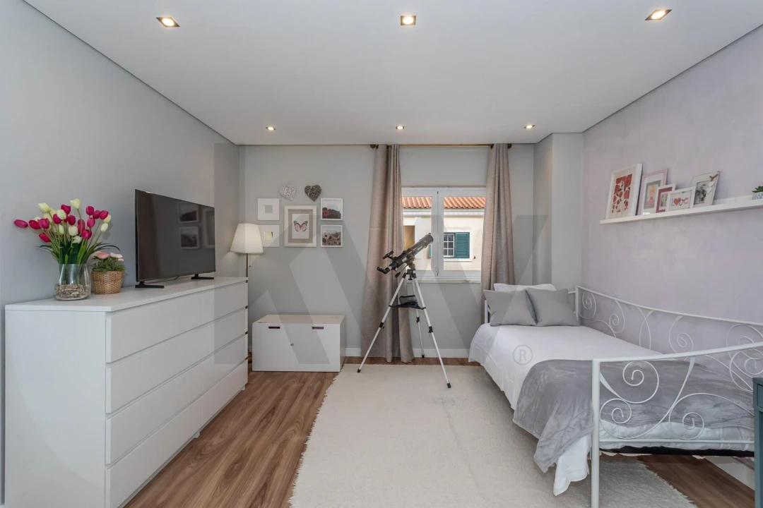 Moradia T4 para Venda em Algueirão-Mem Martins Foto 30