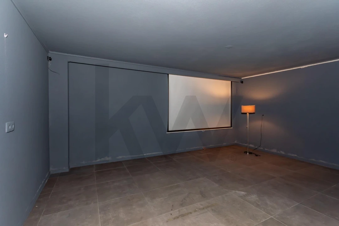 Moradia T4 para Venda em Algueirão-Mem Martins Foto 50