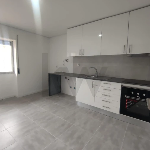 Apartamento T2 para Venda em Amora Foto 13