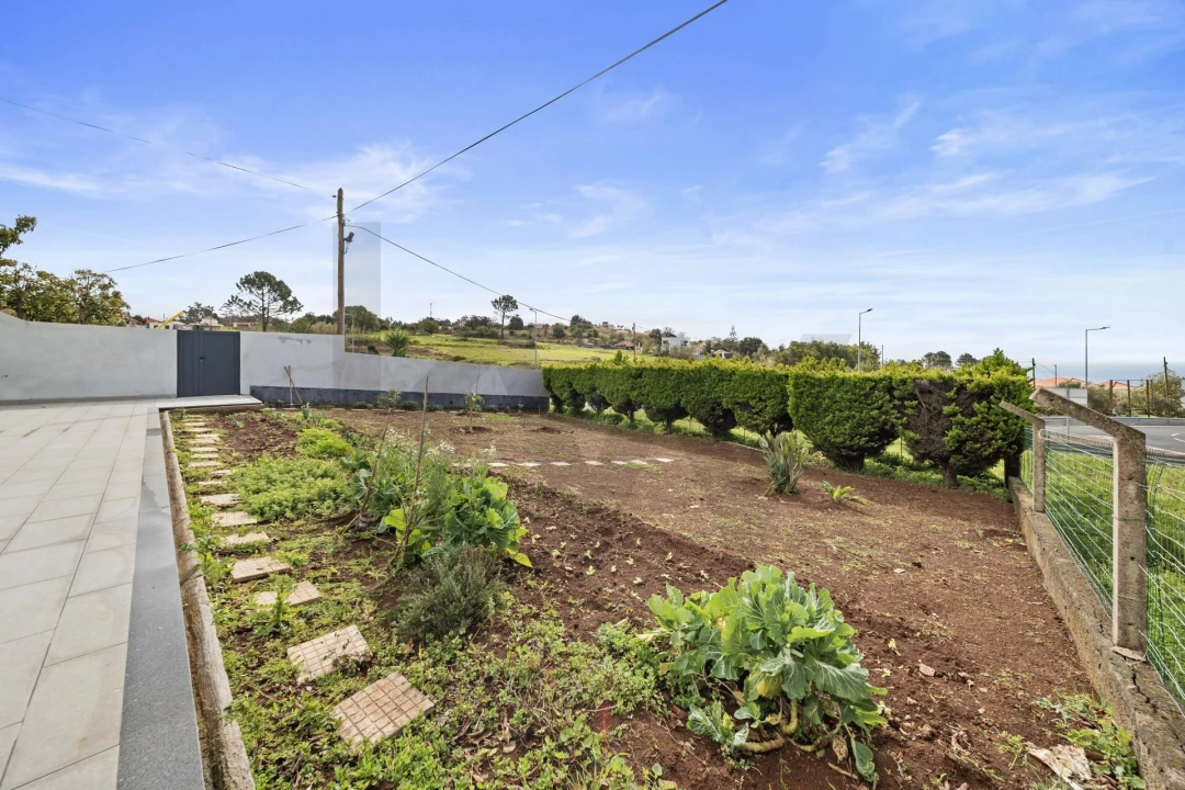 Moradia T5 para Venda em Prazeres Foto 32