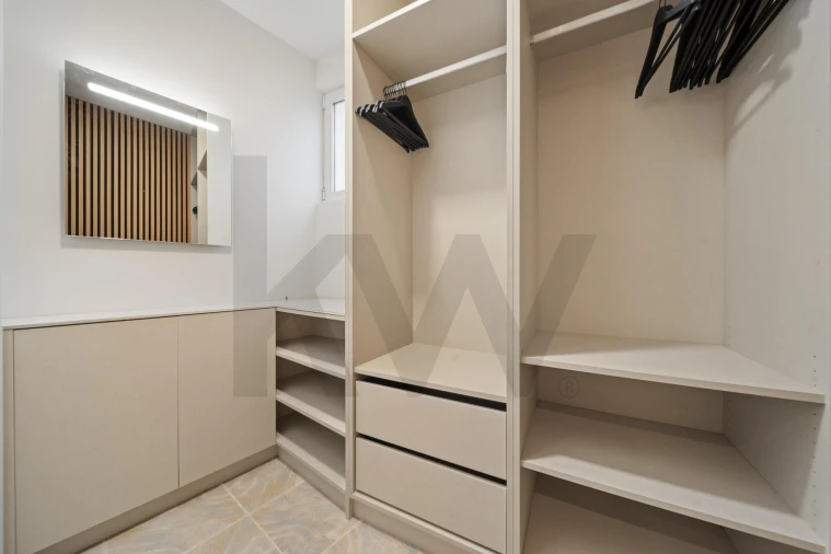 Moradia T5 para Venda em Prazeres Foto 7