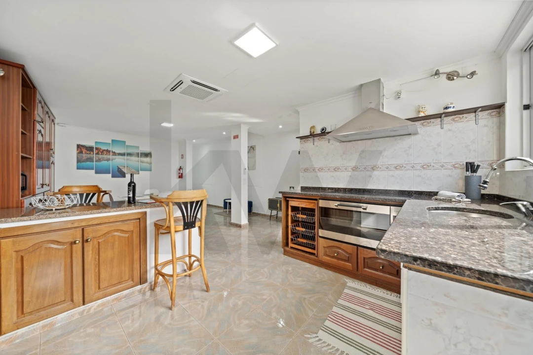 Moradia T5 para Venda em Prazeres Foto 24