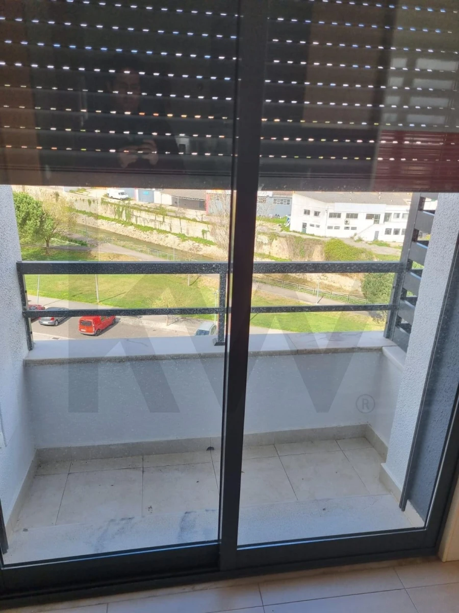 Apartamento T2 para Arrendamento em Alenquer (Santo Estêvão e Triana) Foto 7