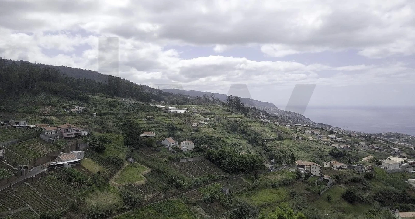 Terreno para Venda em Canhas Foto 16