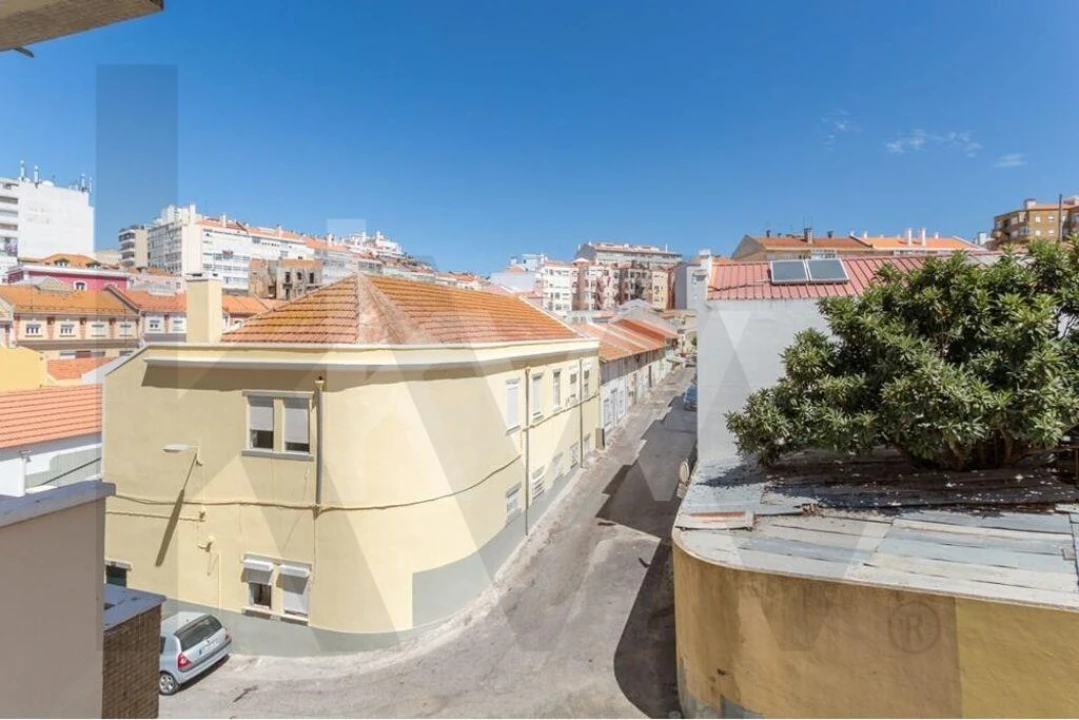 Apartamento T2 para Venda em Ajuda Foto 35