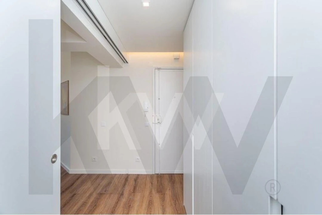 Apartamento T2 para Venda em Ajuda Foto 34