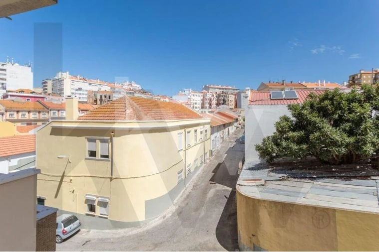 Apartamento T2 para Venda em Ajuda Foto 35