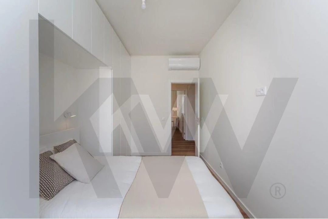 Apartamento T2 para Venda em Ajuda Foto 24