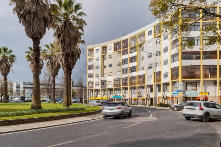 Apartamento T4 para Venda em Setubal (São Sebastião) Foto 25