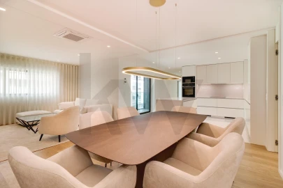 Apartamento T3 para Venda em Avenidas Novas