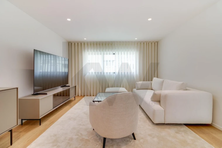 Apartamento T3 para Venda em Avenidas Novas Foto 10