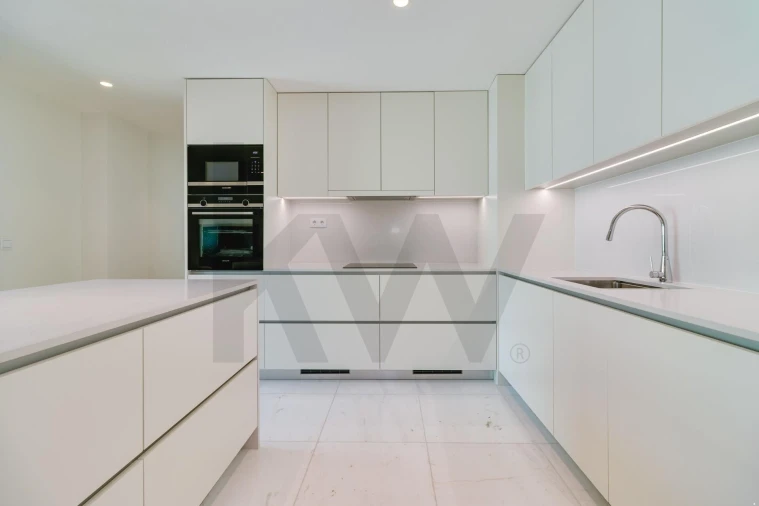 Apartamento T3 para Venda em Avenidas Novas Foto 5