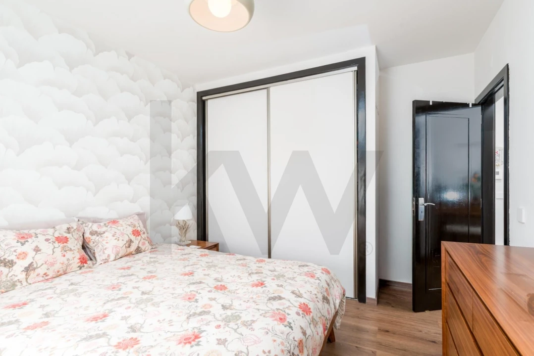 Apartamento T1 para Venda em São Domingos de Rana Foto 12