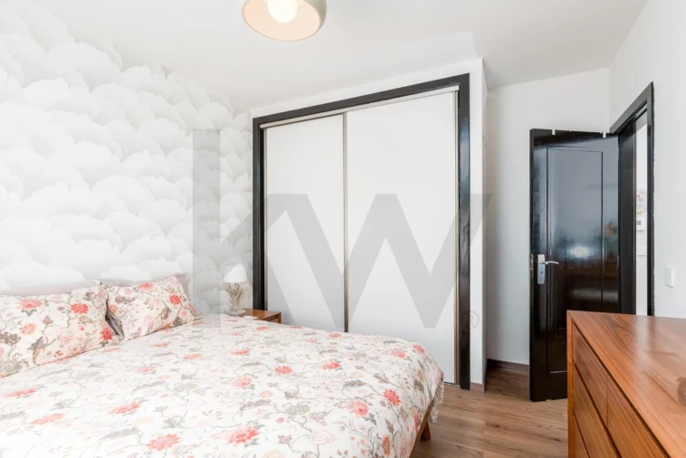 Apartamento T1 para Venda em São Domingos de Rana Foto 12