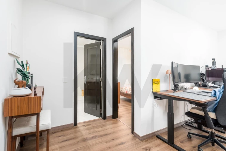 Apartamento T1 para Venda em São Domingos de Rana Foto 10