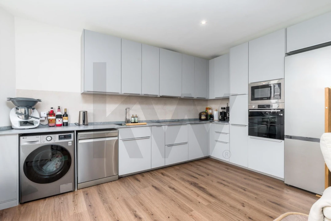 Apartamento T1 para Venda em São Domingos de Rana Foto 6