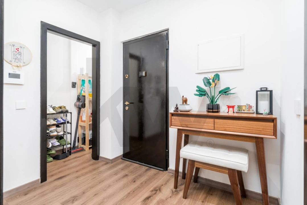 Apartamento T1 para Venda em São Domingos de Rana Foto 15