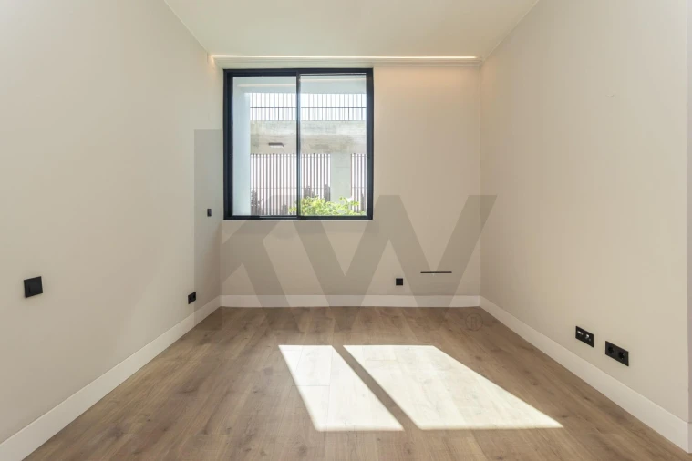 Apartamento T2 para Arrendamento em Alcochete Foto 8