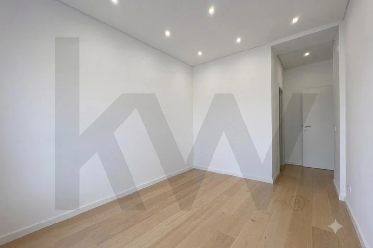 Apartamento T3 para Venda em Queluz e Belas Foto 7