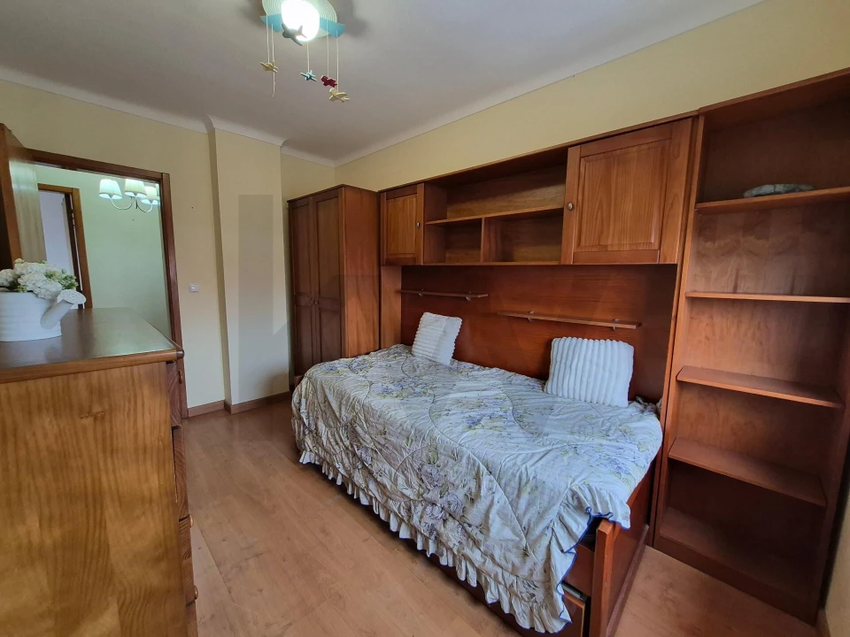 Apartamento T3 para Venda em Algueirão-Mem Martins Foto 4