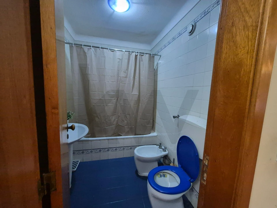 Apartamento T3 para Venda em Algueirão-Mem Martins Foto 9