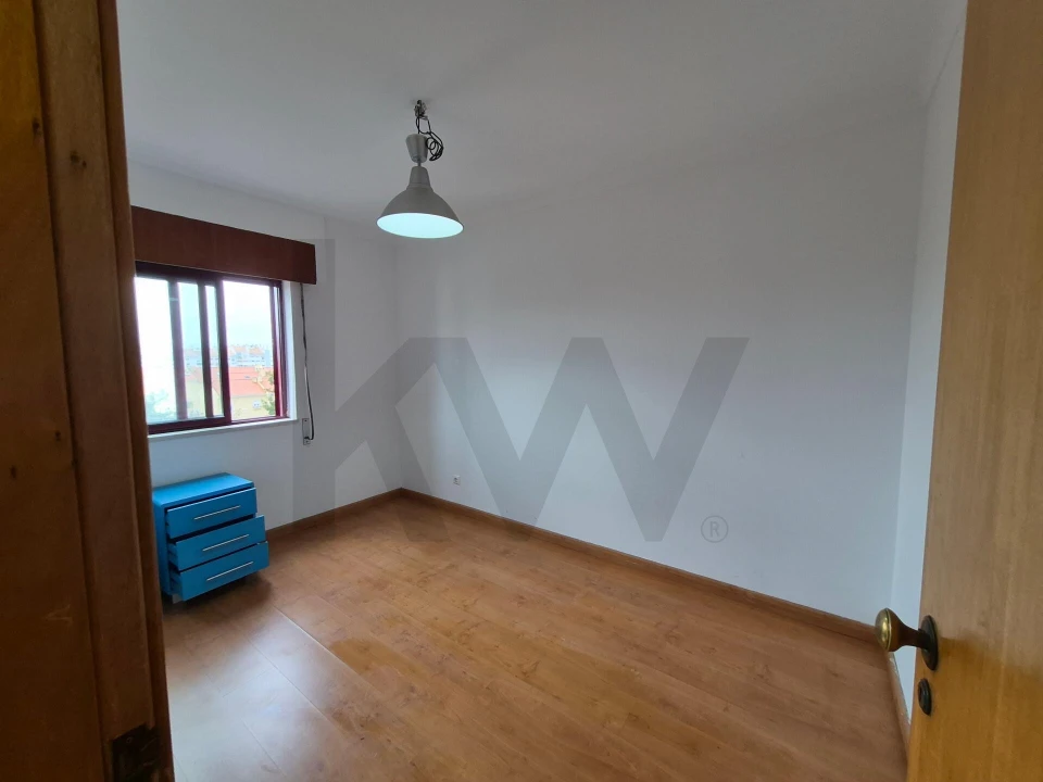 Apartamento T3 para Venda em Algueirão-Mem Martins Foto 5