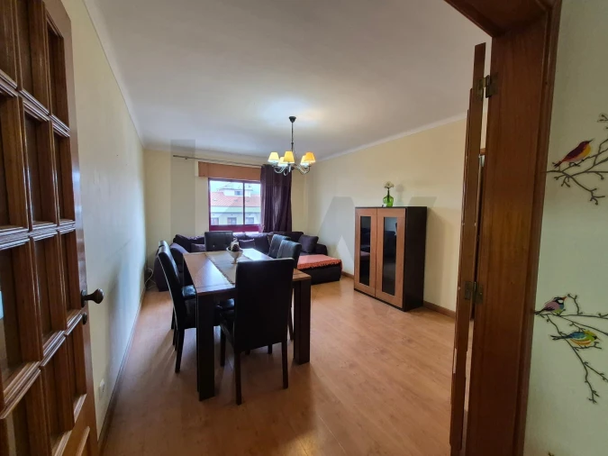 Apartamento T3 para Venda em Algueirão-Mem Martins