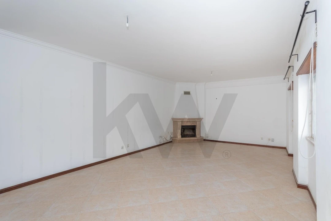 Apartamento T3 para Venda em Ramada e Caneças Foto 7