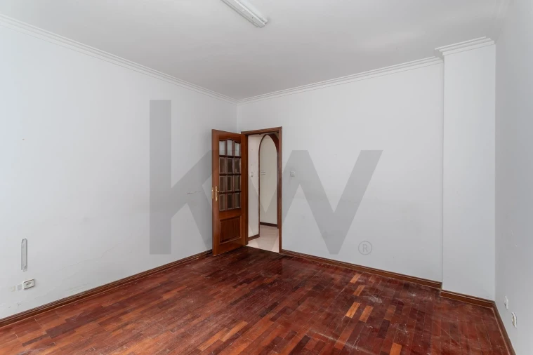 Apartamento T3 para Venda em Ramada e Caneças Foto 9