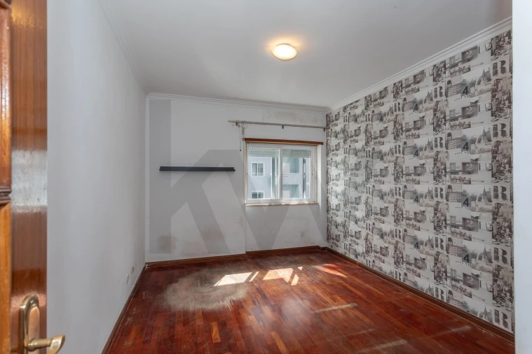 Apartamento T3 para Venda em Ramada e Caneças Foto 11