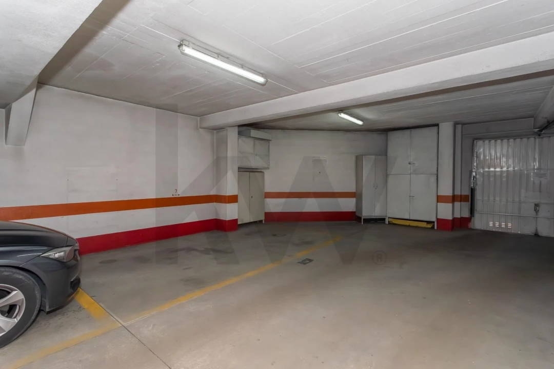 Apartamento T3 para Venda em Ramada e Caneças Foto 25