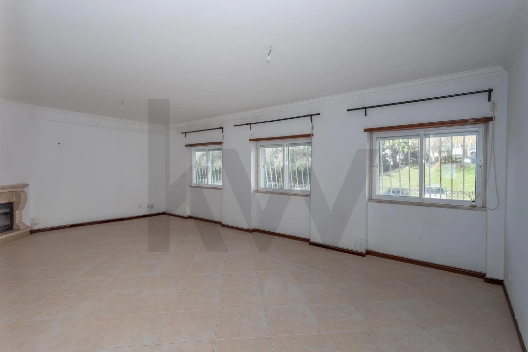 Apartamento T3 para Venda em Ramada e Caneças Foto 5