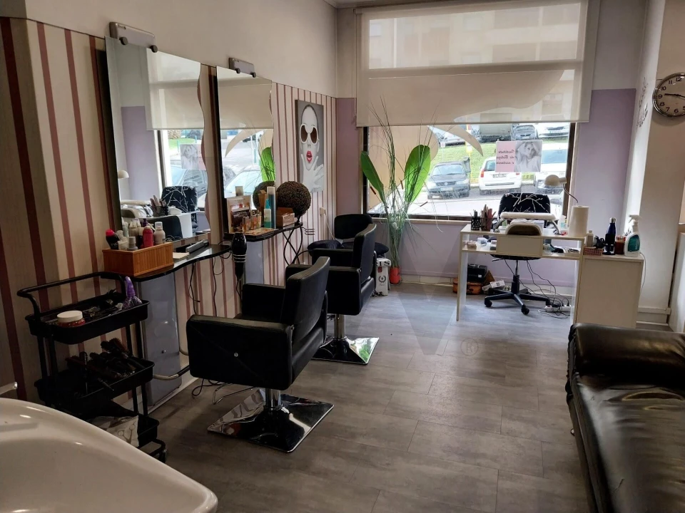 Loja para Arrendamento em Cacém e São Marcos Foto 7