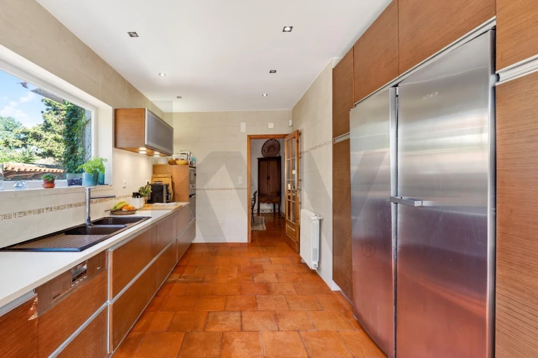 Moradia T4 para Venda em São João das Lampas e Terrugem Foto 7