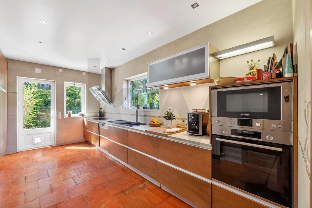 Moradia T4 para Venda em São João das Lampas e Terrugem Foto 5