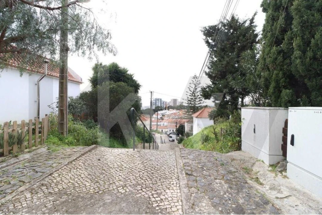 Moradia T2 para Venda em Ajuda Foto 22