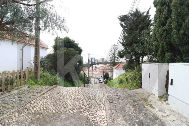 Moradia T2 para Venda em Ajuda Foto 22